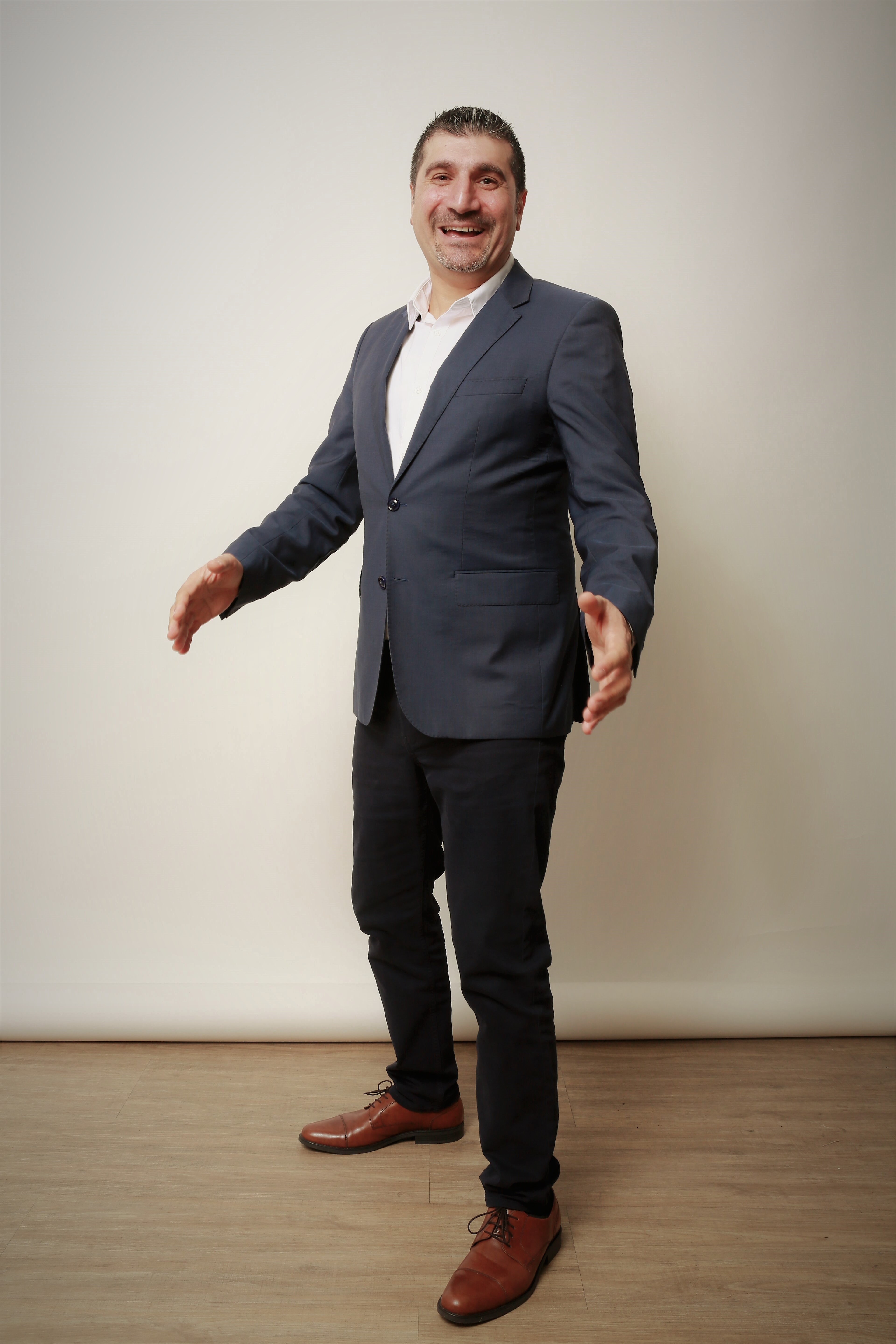 Engin Özcan